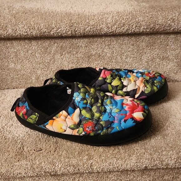 The North Face Women's Thermoball Traction Mule Slippers w/ Flowers Size 11 - Picture 2 of 11